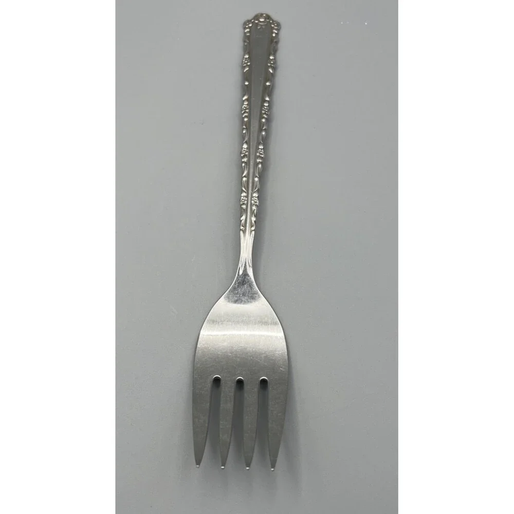 Oneida Deluxe Cherie Medium Cold Meat Serving Fork 8 3/8